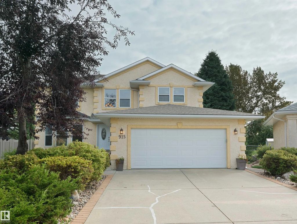 915 Picard Drive Nw, Edmonton