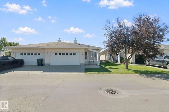 2 9 Deer Park Drive, Spruce Grove