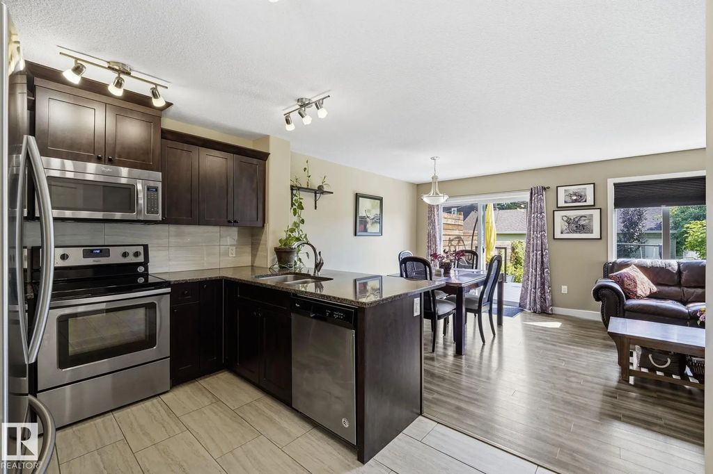 10245 152 Street, Edmonton