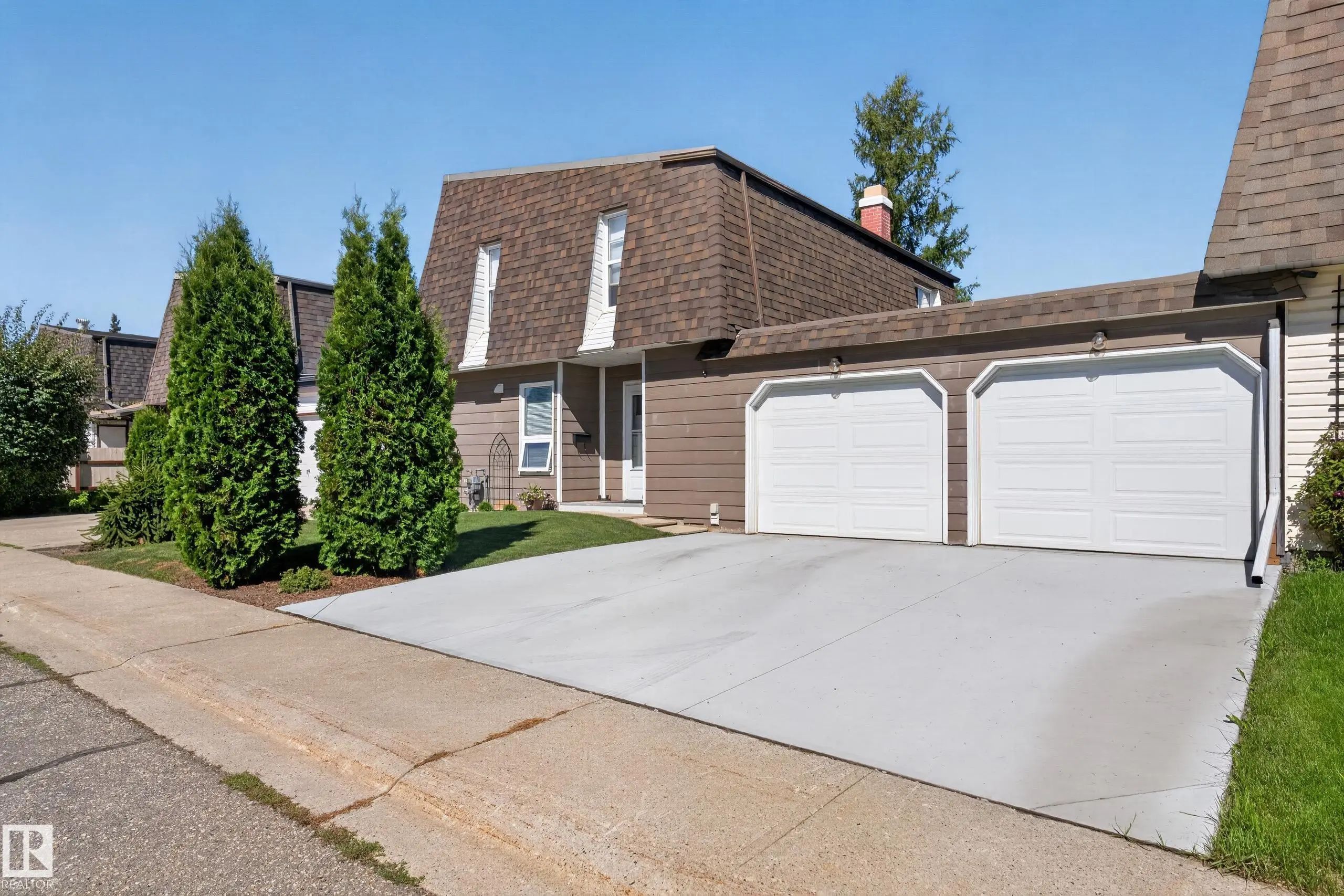 Photo for MLS®# E4505782 - home for sale at 94 Greenfield Estates, Grandin, St. Albert AB