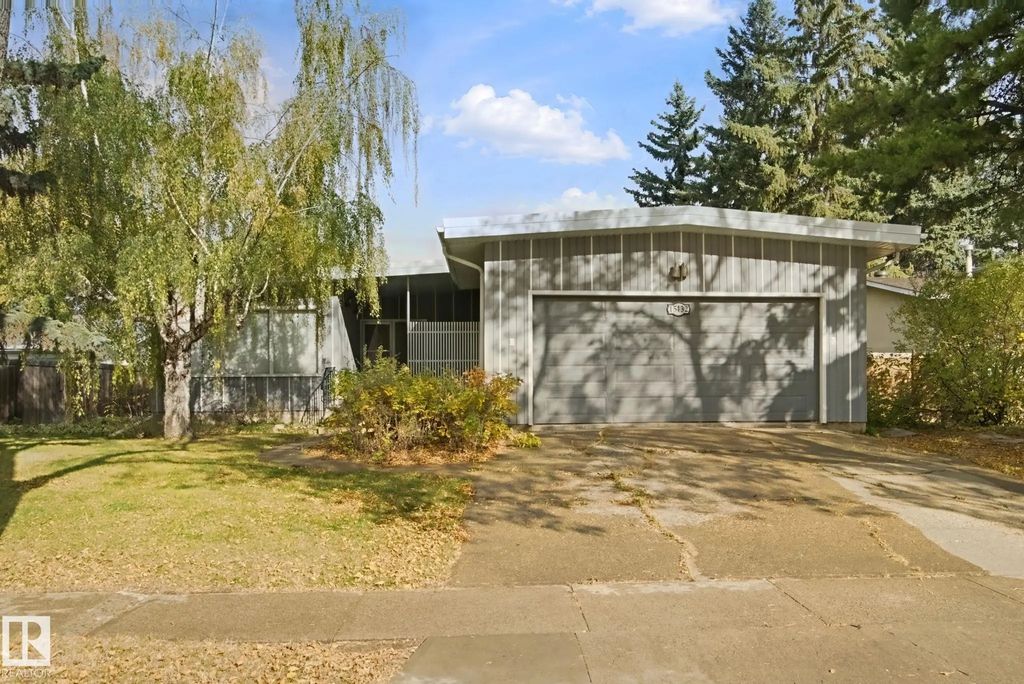 15432 78 Avenue, Edmonton