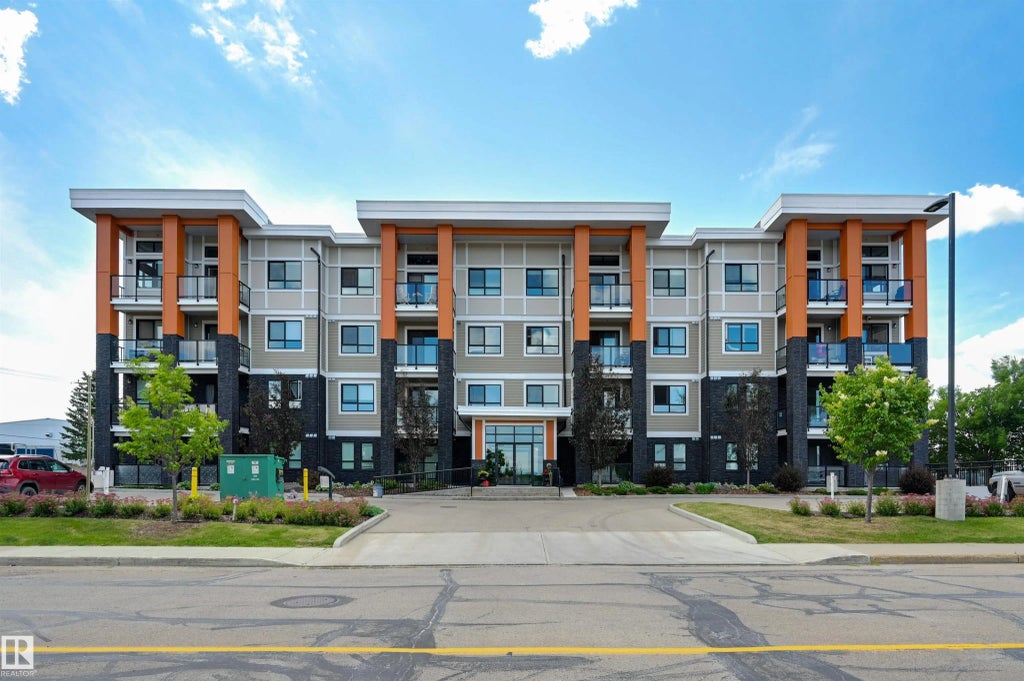 205 17 Columbia Avenue, Devon