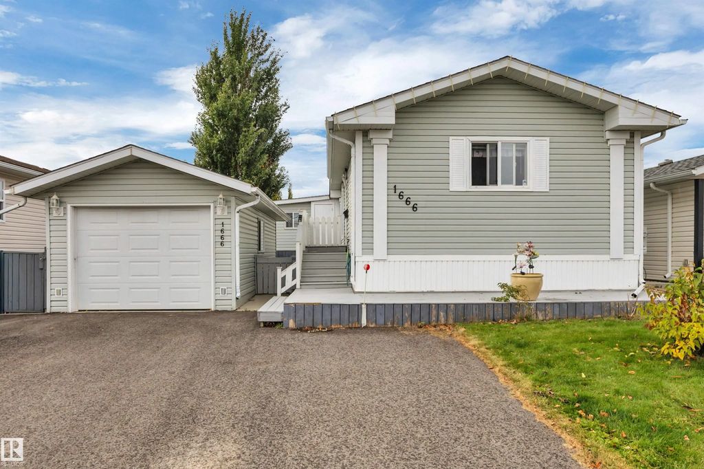 1666 Jubilee Crescent, Sherwood Park
