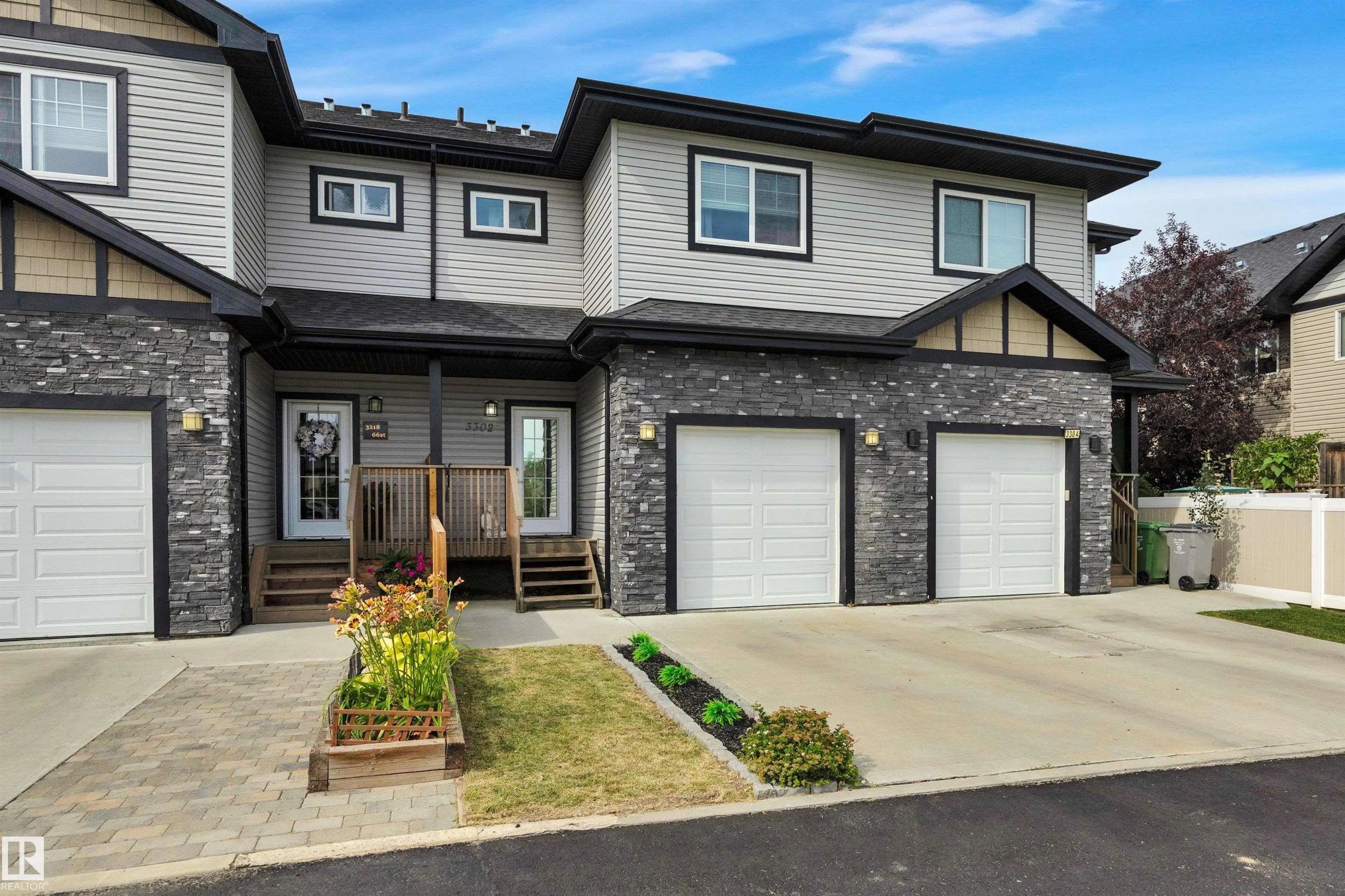 Photo for MLS®# E4506988 - home for sale at 3302 66 Street, Montrose Estates, Beaumont AB