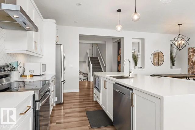 9340 226 Street Nw, Edmonton