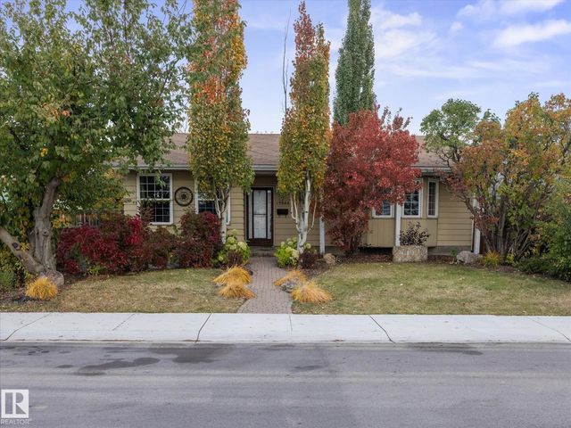 13844 30 Street Nw, Edmonton