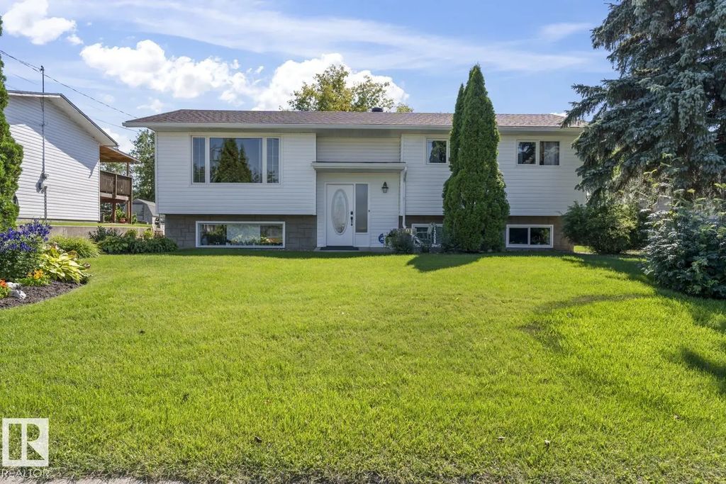5701 47 Avenue, Cold Lake