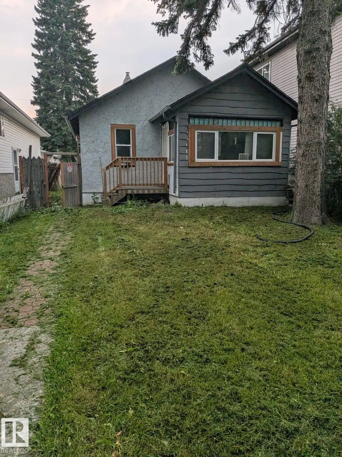 Edmonton Real Estate: Single Family Property for Sale in Calder