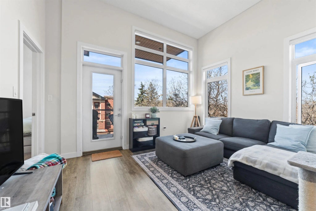 402 10227 115 Street, Edmonton