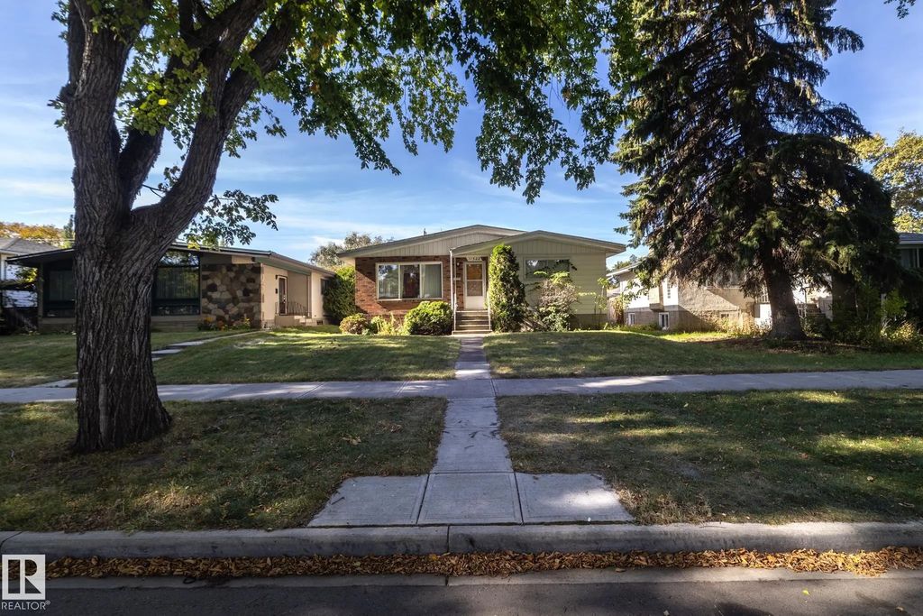 11322 52 Street, Edmonton