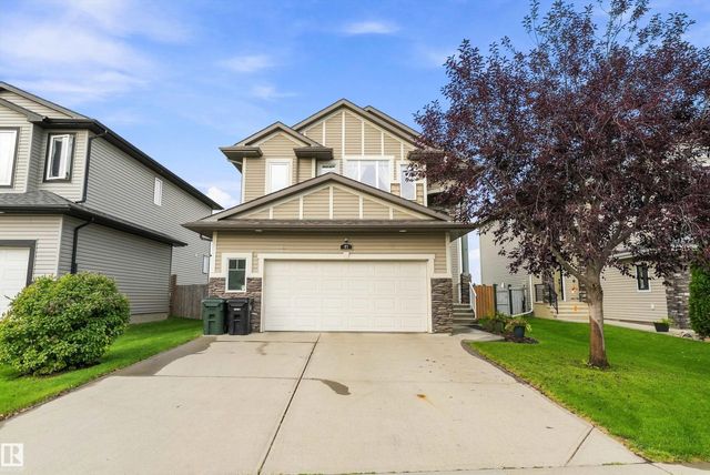87 Lamplight Drive, Spruce Grove