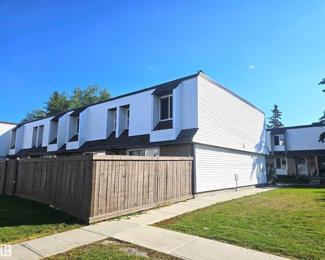 1 1 Garden Grove Nw, Edmonton