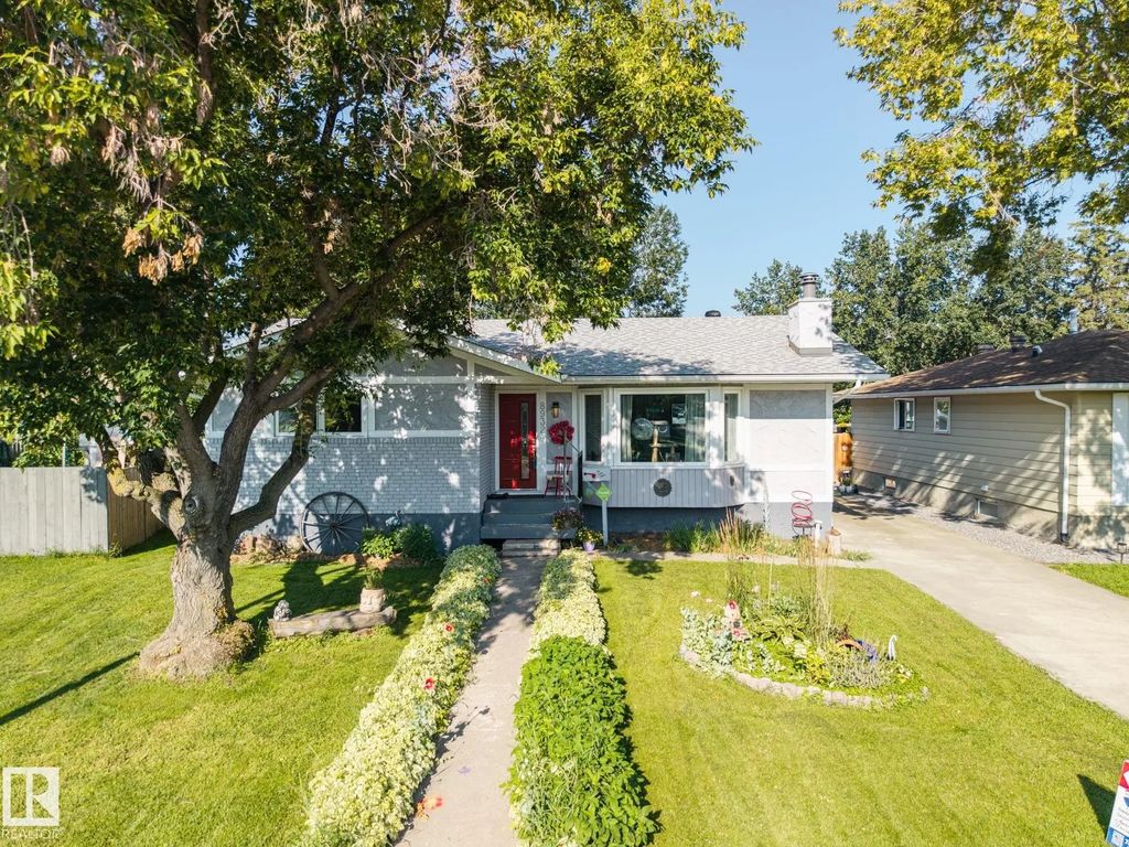 8932 187 Street, Edmonton