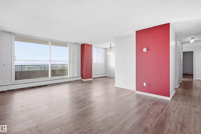 1115 13910 Stony Plain Road Nw, Edmonton