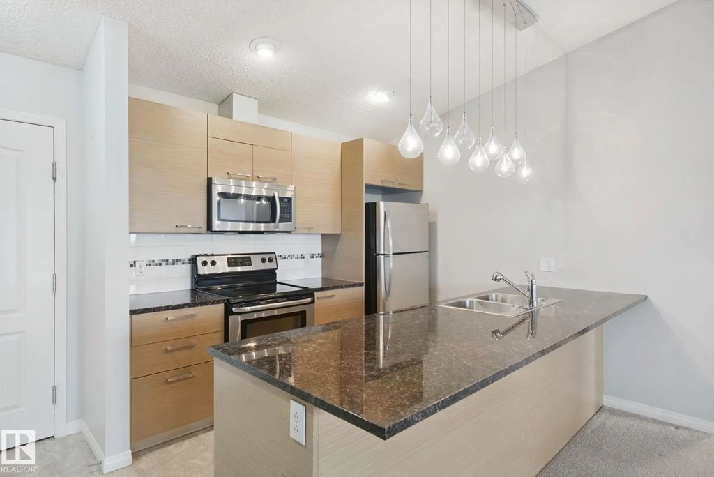 3415 9351 Simpson Drive, Edmonton