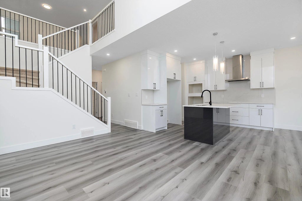 2532 210 Street, Edmonton