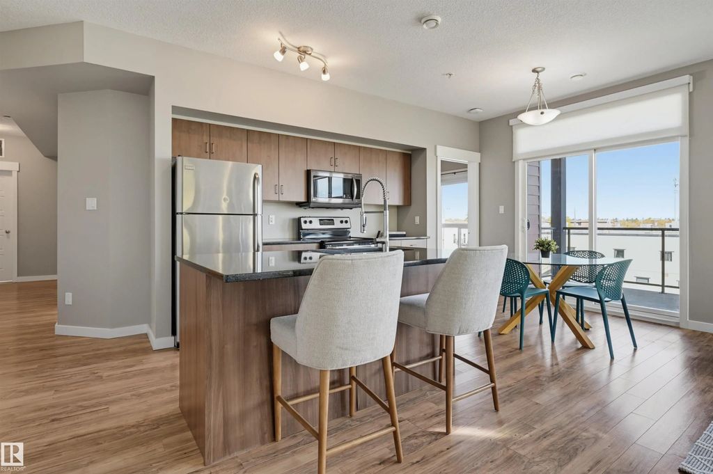 313 10518 113 Street, Edmonton