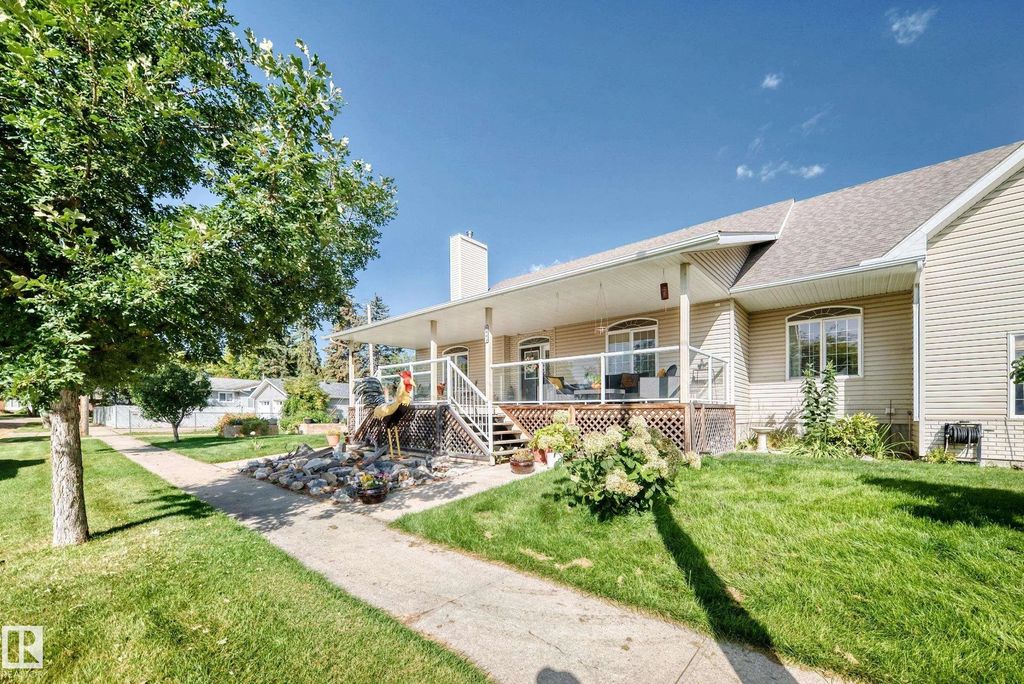 9802 102 Street, Morinville