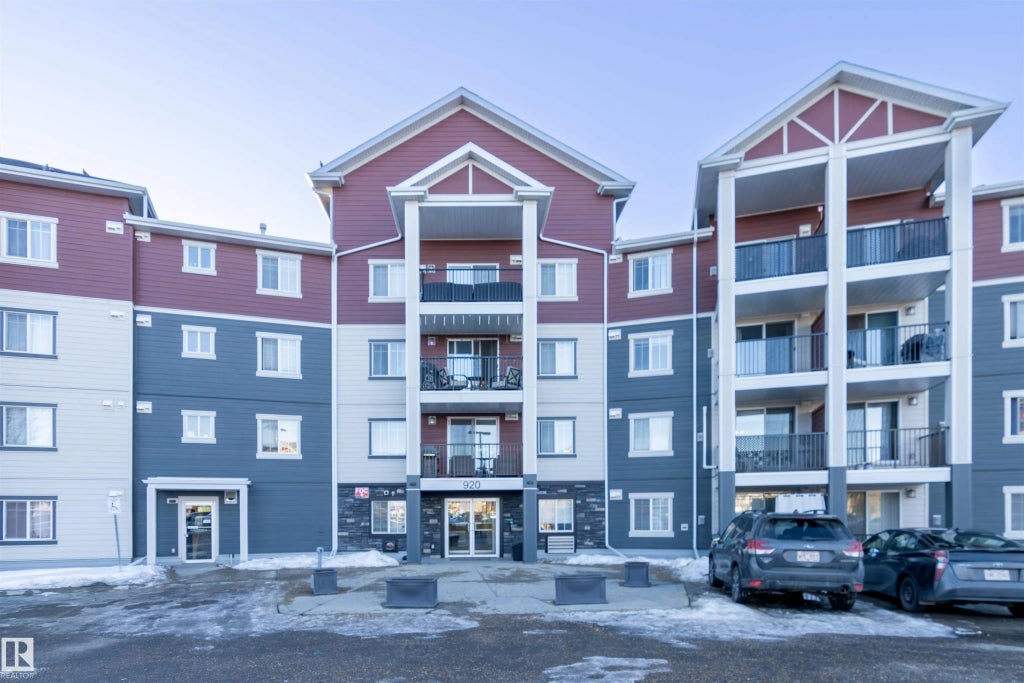 411 920 156 Street, Edmonton