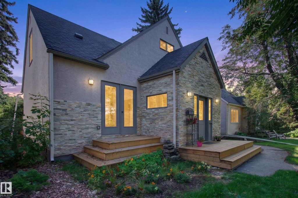 6807 112a Street, Edmonton