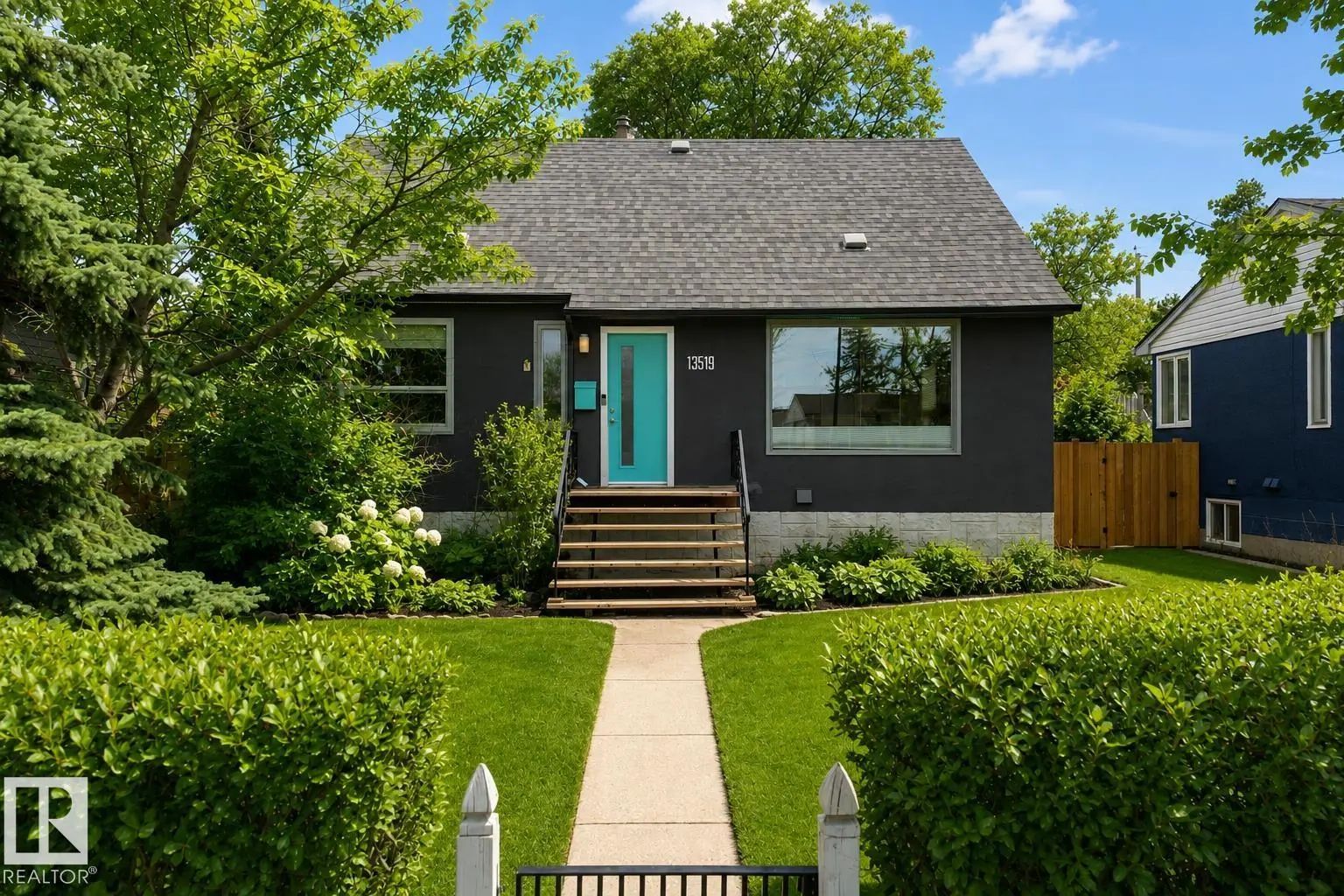 Photo of Listing #E4505400