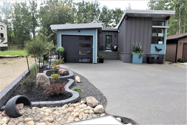 Photo for MLS®# E4508402 - home for sale at 8 53206 Range Rd. 55a, The Ridge (Parkland), Rural Parkland County AB