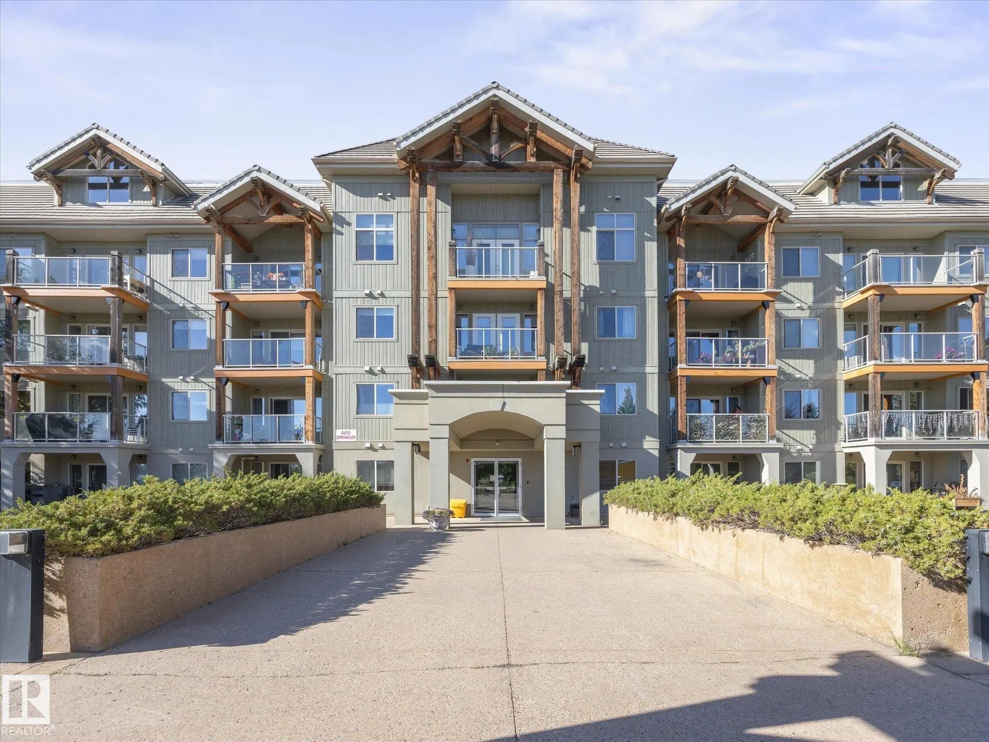 Photo of Listing #E4511172
