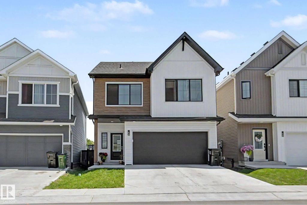 12 905 172 Street, Edmonton