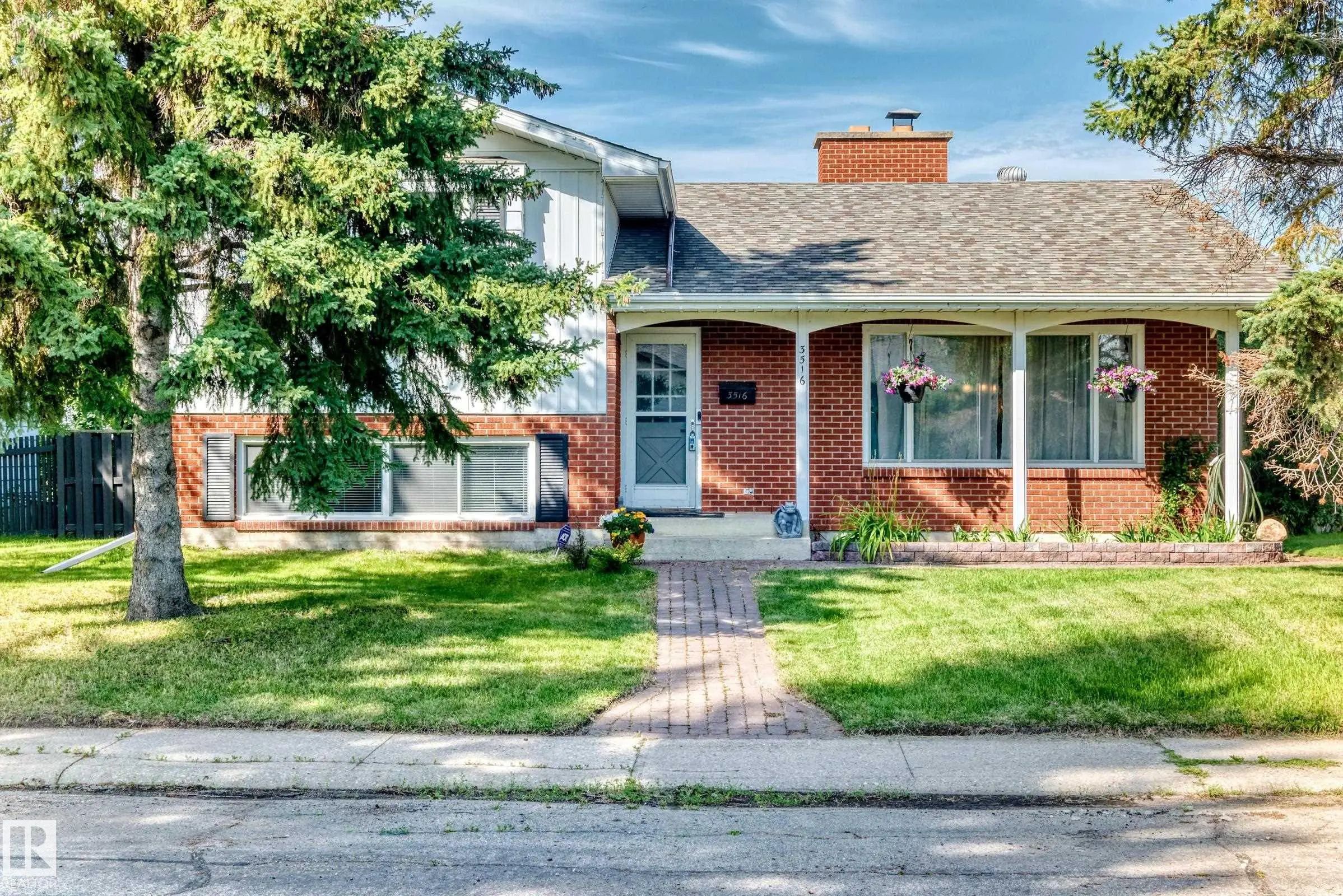 Photo of Listing #E4504645
