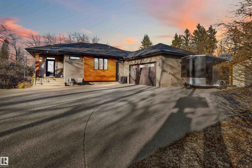 4 Grenfell Avenue, St. Albert