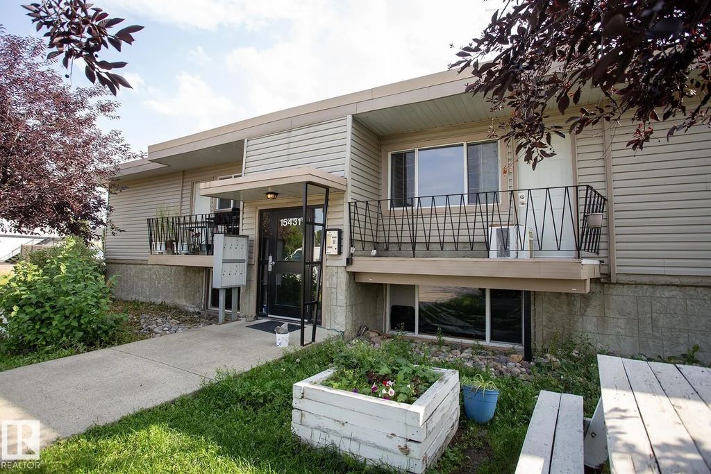 8 15431 93 Avenue, Edmonton