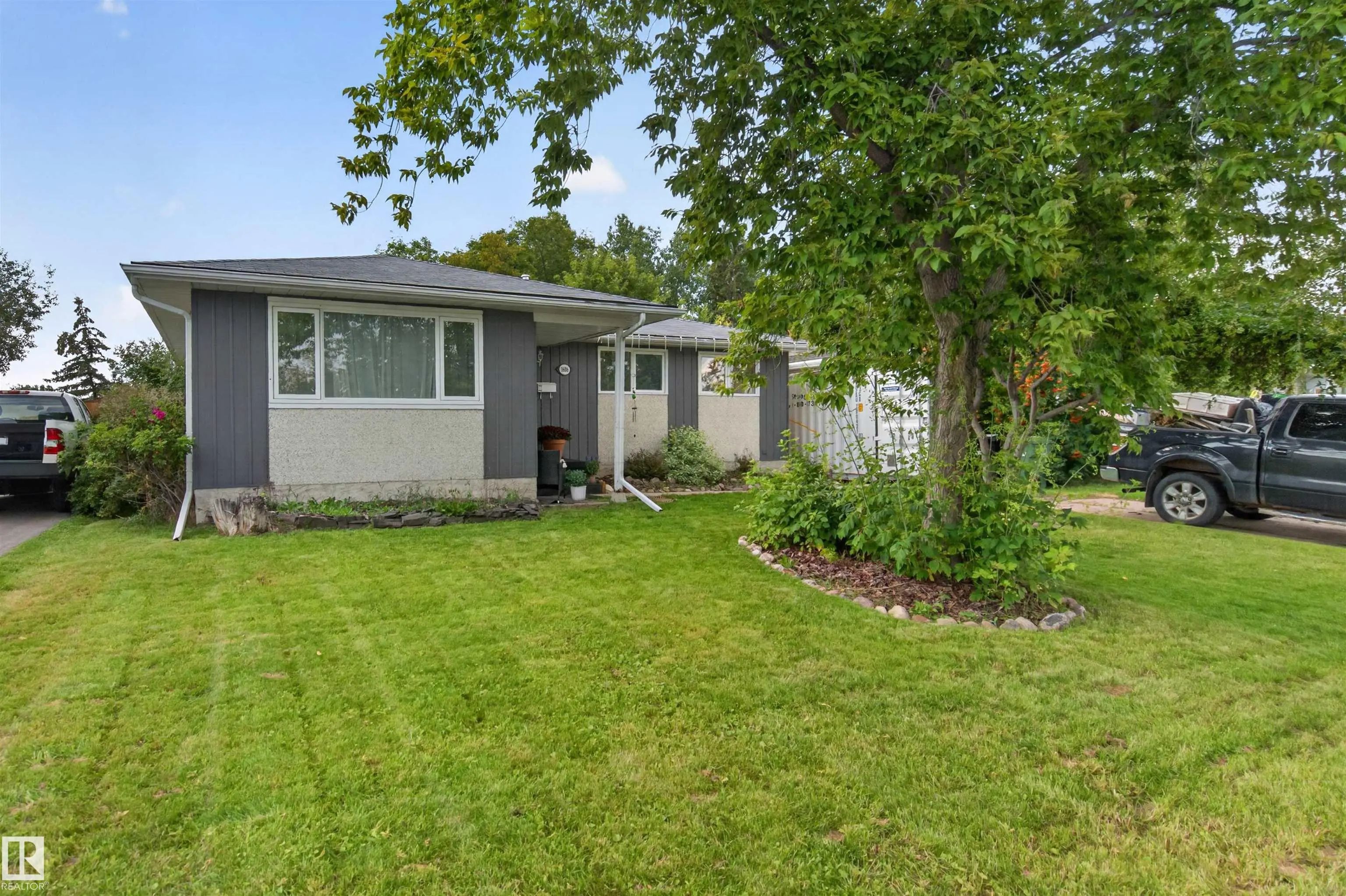 Leduc Single Family Home for Sale 