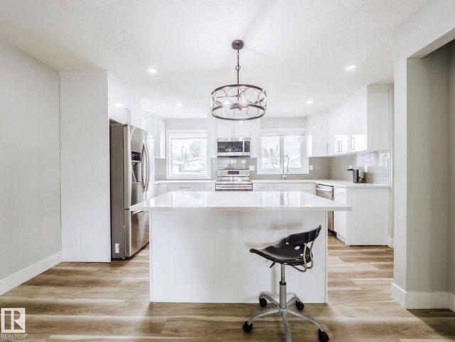 15011 59 Street Nw, Edmonton