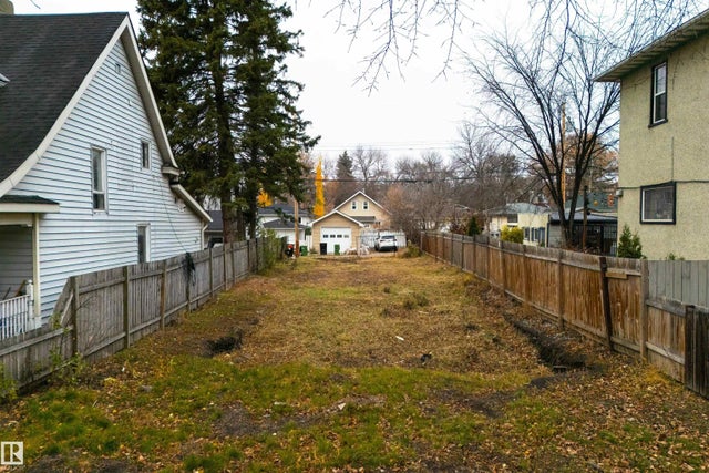 12026 93 Street Nw, Edmonton