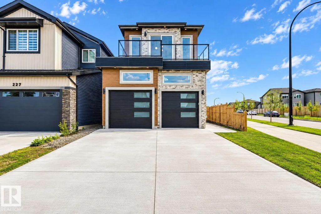231 28 Street, Edmonton