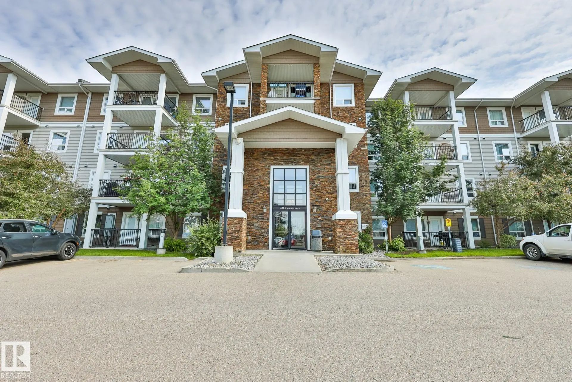 Photo of Listing #E4505903