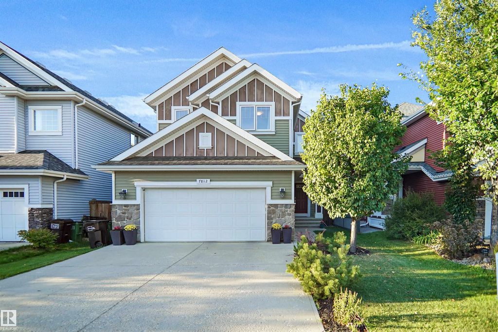 7812 18 Avenue Sw, Edmonton