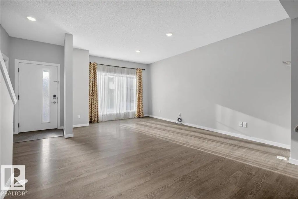 2463 Kelly Circle, Edmonton Property Listing: MLS® #E4470787