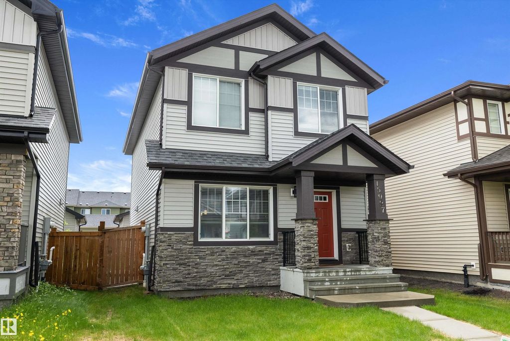 15927 13 Avenue, Edmonton