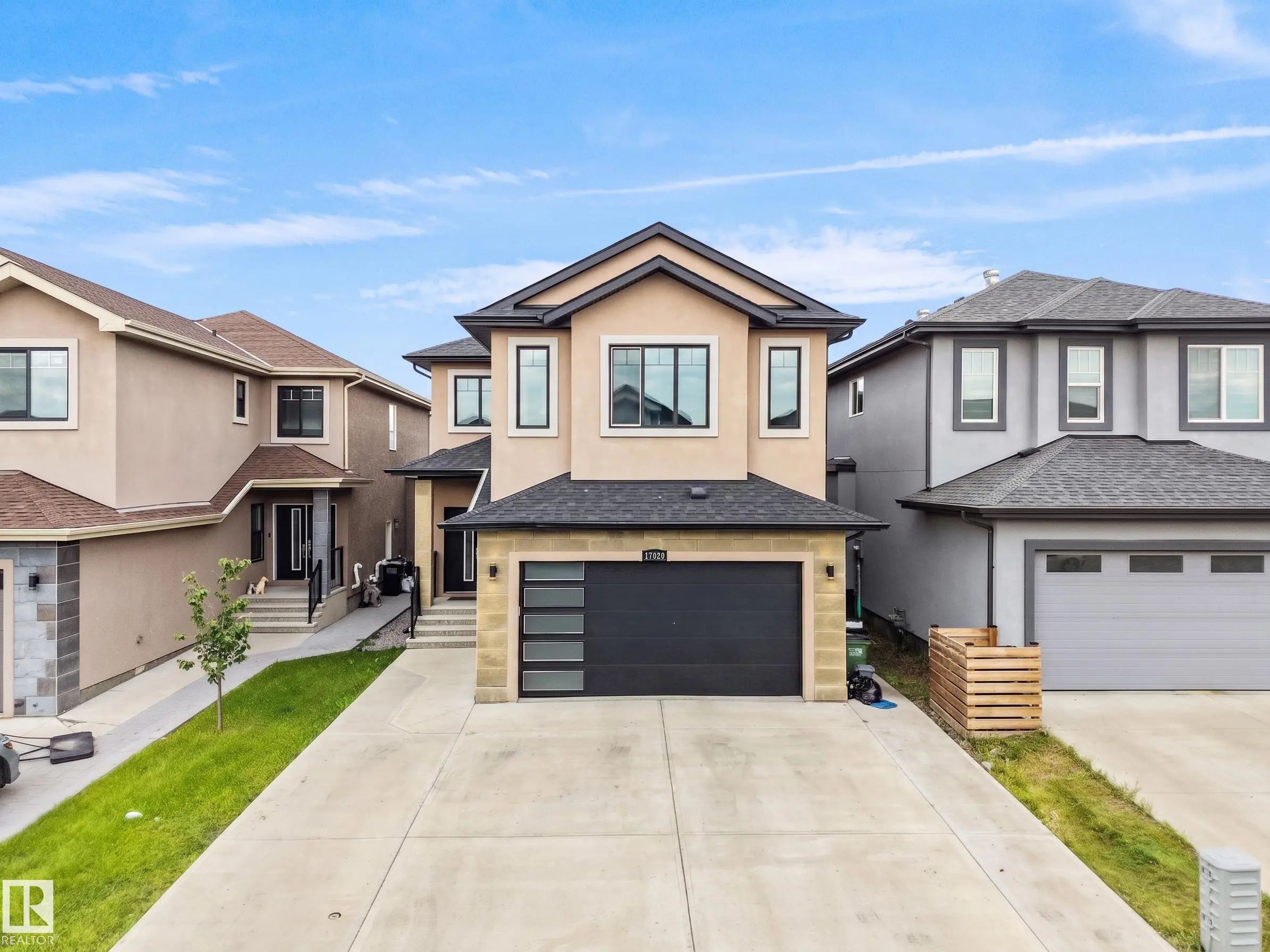 Photo of Listing #E4505089