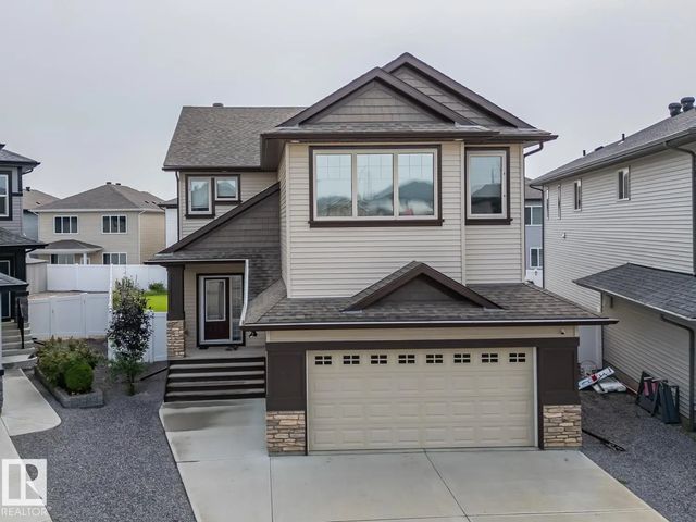 Single Family Home for Sale in Devon, AB