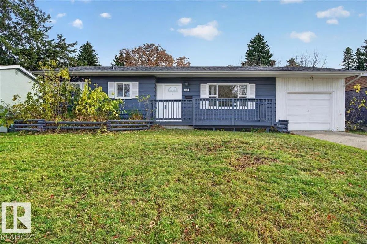 Sherwood Park Real Estate: Single Family Property for Sale in Sherwood Heights