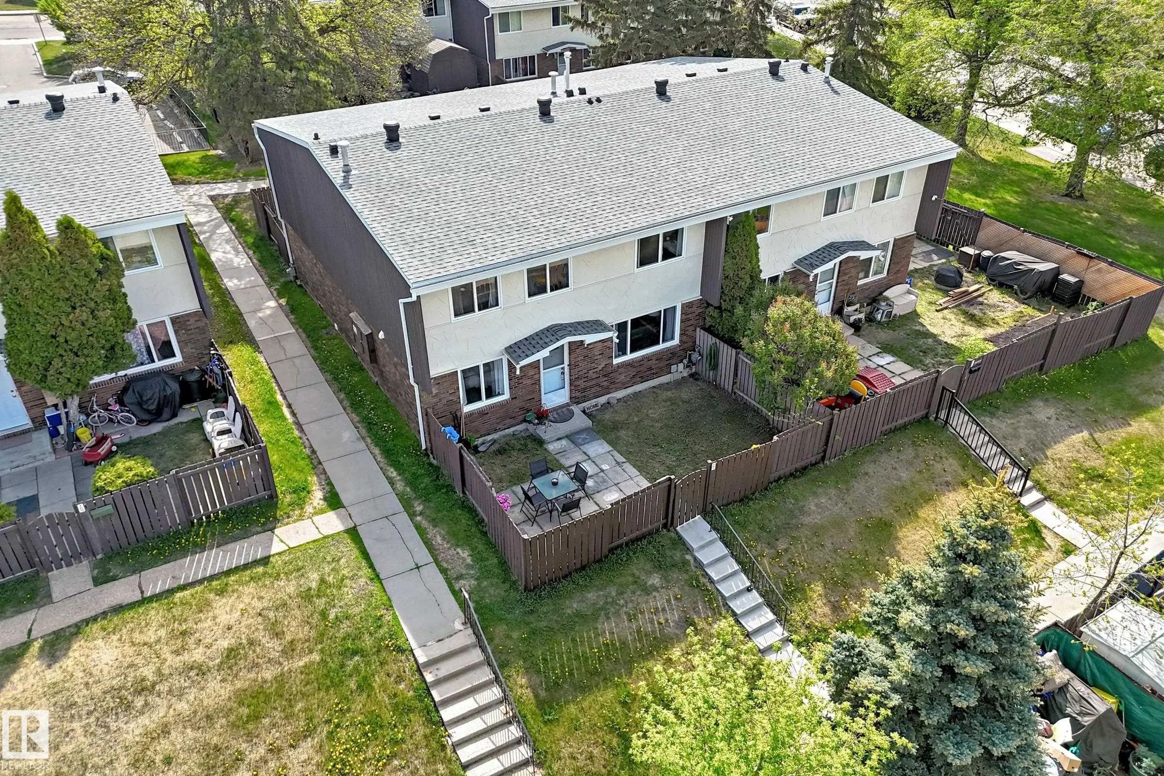 Edmonton Condo / Townhouse Home for Sale 