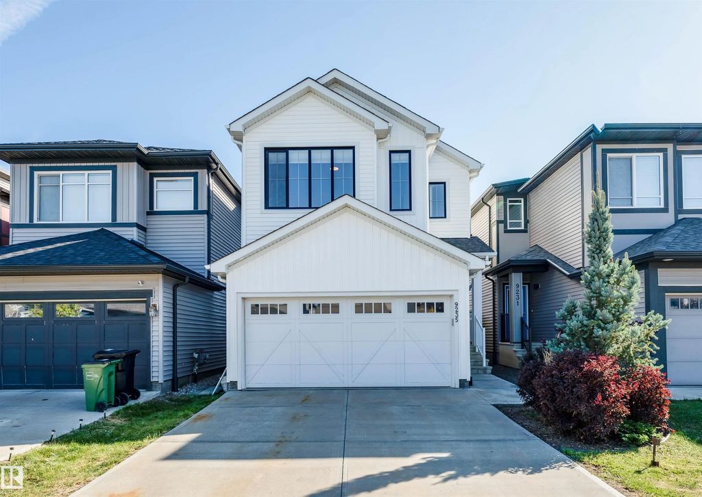 9235 223 Street, Edmonton