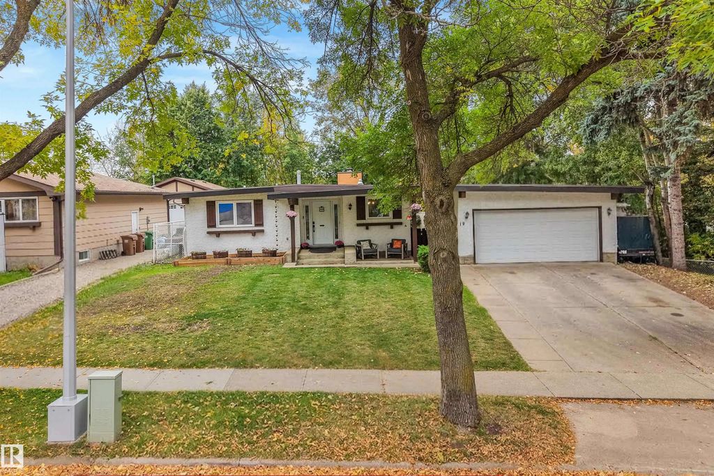 19 Gatewood Avenue, St. Albert