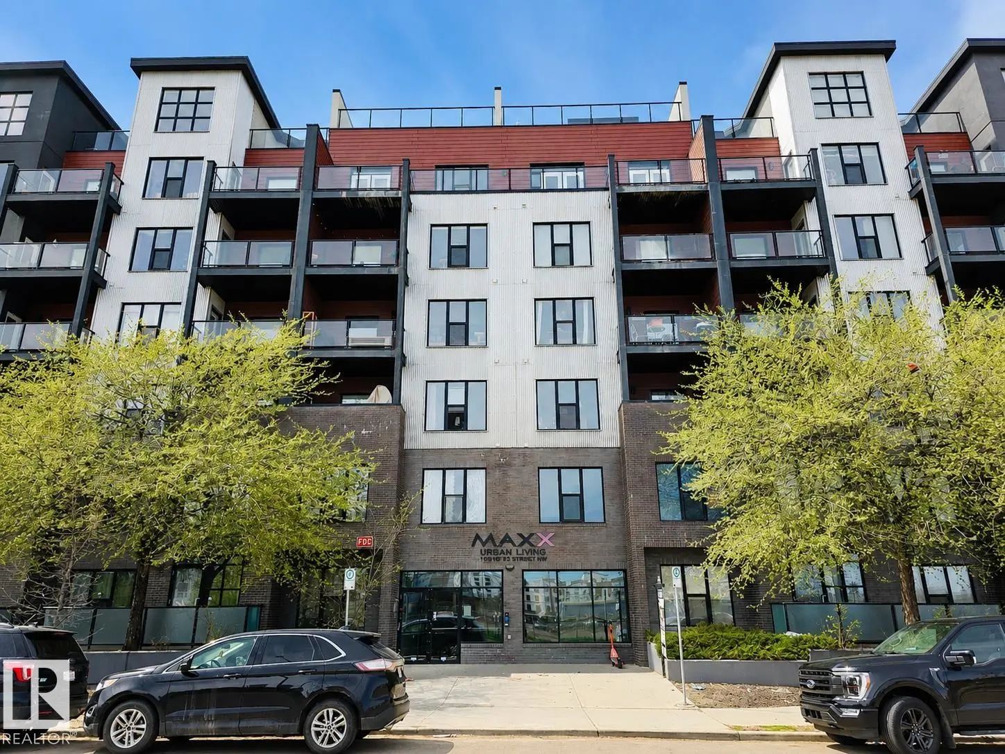 Queen Mary Park Real Estate Listing, Edmonton, AB T5H 0C6