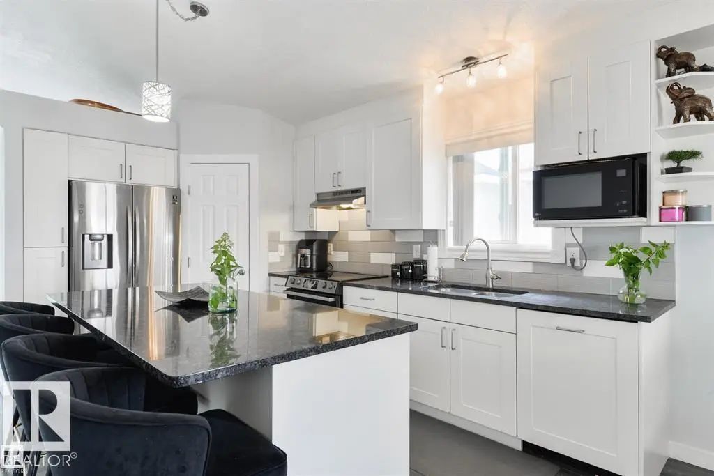 417 Hollick-kenyon Road, Edmonton