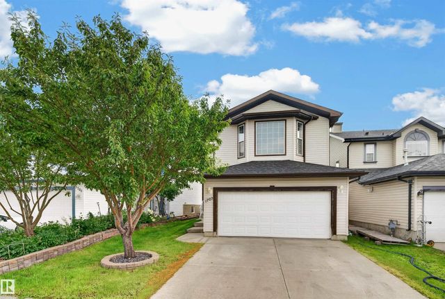 1707 37a Avenue Nw, Edmonton