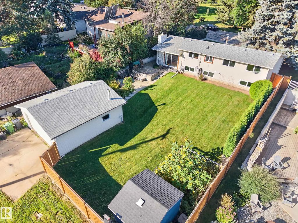 23 Clearwater, Devon