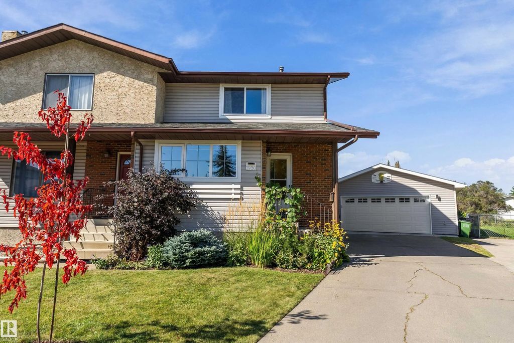 1930 104 Street, Edmonton